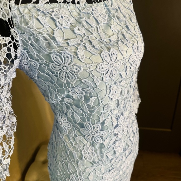 NWT Lace Dress - Picture 2 of 4